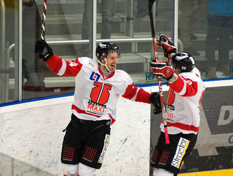Andreas Frisk och Johan Sjödell-Wiklander, Örebro, jubel