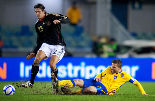 Anders Svensson, Sverige, Mario Gómez, Tyskland