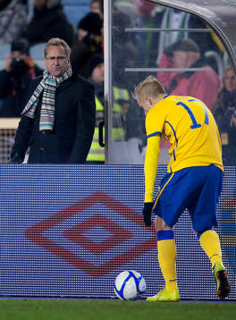 Erik Hamrén, förbundskapten, Sverige. Oscar Wendt, Sverige