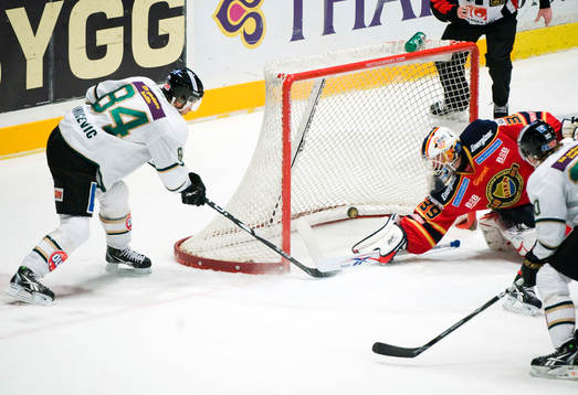 Dragan Umicevic,  Färjestad gör 0-2 på Stefan