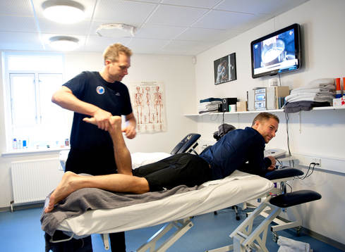 Jörn Tychsen, massör, Hjalte Nörregaard, spelare FCK.