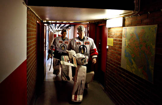 Deppiga miner bland Frölunda Indians spelare dagen