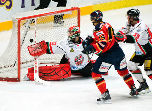 Nicklas Dahlberg, målvakt, Modo, kvittering 1-1 Marcus