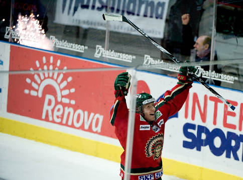 Niklas Andersson, Frölunda, gör 3-2 , jubel