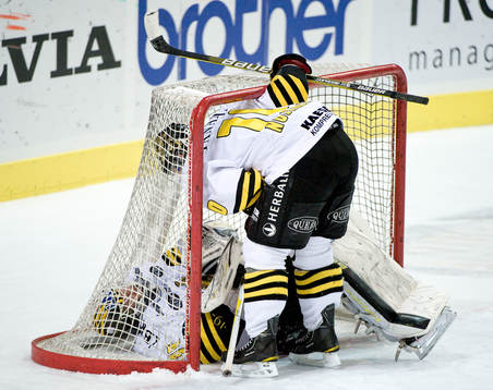 Peter Nolander, Victor Fast, målvakt AIK