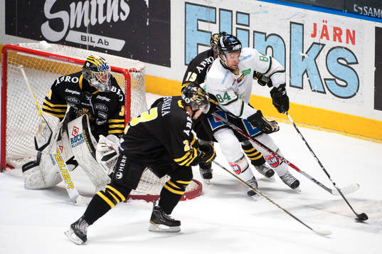 Dragan Umicevic, Färjestad rundar kassen