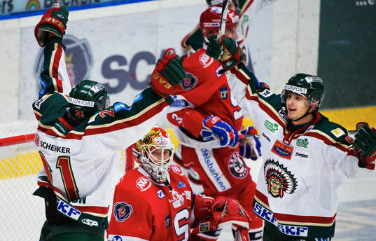 Mikael Johansson och Nicklas Lasu, Frölunda, jubel