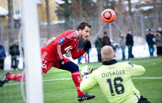 1-2 Tobias Hysén nickar in ledningsmålet