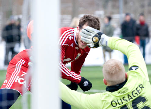 1-2 Tobias Hysén nickar in ledningsmålet