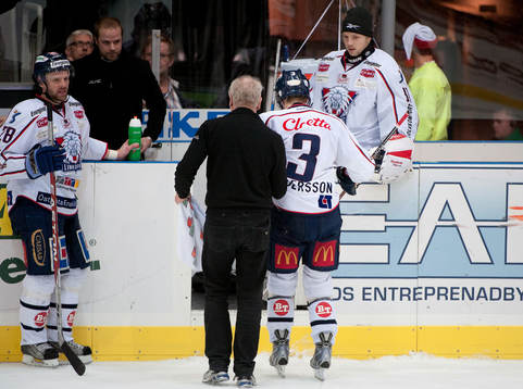 Erik Andersson, Linköping, skadas och får utgå