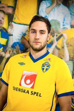 Niklas Backman som får följa med på januariturnén
