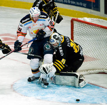 Daniel Brodin, Djurgården och Viktor Fast, målvakt, AIK
