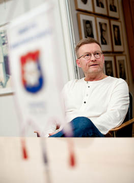 Ny tränare, Bosse Backman