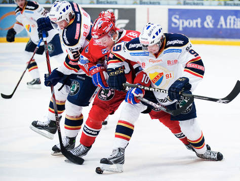 Tim Eriksson och Kristofer Ottosson, Djurgården, stoppar