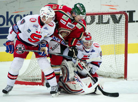 Joel Lundqvist, Frölunda och Pierre Hedin, Riku Helenius,