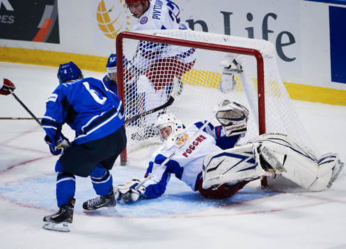Teemu Pulkkinen, Finland, kvitterar till 1-1 bakom Dmitri