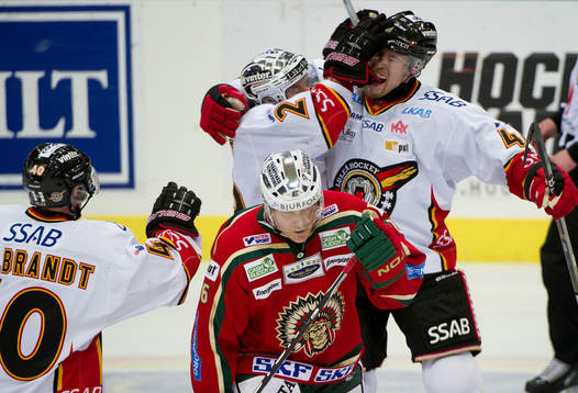 Chris Abbott, Luleå, avgör matchen i Sudden Death, jubel