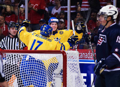 Carl Klingberg och Oscar Lindberg, Sverige, jubel