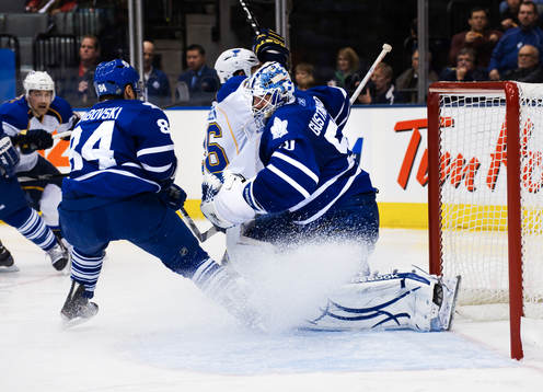 Oroligt framför Jonas Gustavsson, målvakt, Toronto