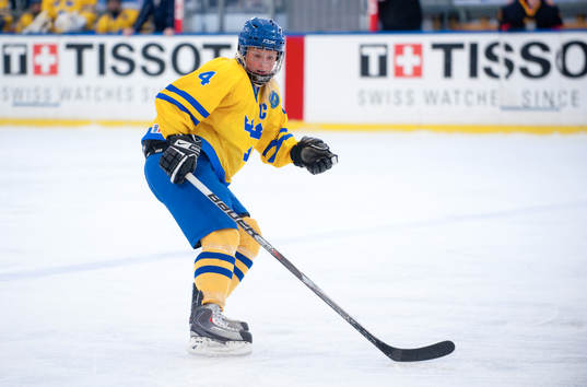 Josefine Holmgren, Sverige