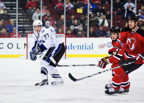 Victor Hedman, Tampa Bay, lobbar pucken