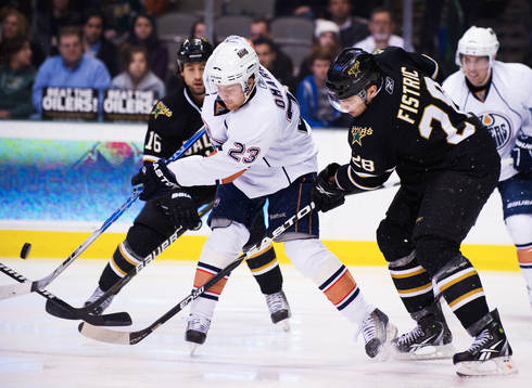 Linus Omark, Edmonton, stoppas av Ryan Jones, Dallas
