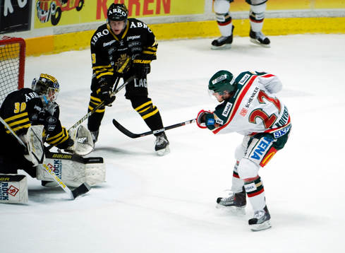 Viktor Fast, målvakt, AIK och Toni Koivisto, Frölunda