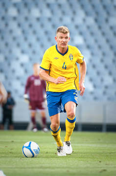 Michael Almebäck