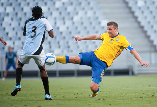 Anders Svensson attackerar