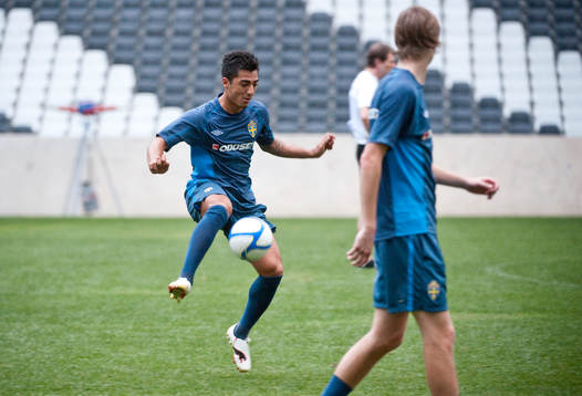 Jiloan Hamad Träning på Mbombela Stadium i Nelspruit