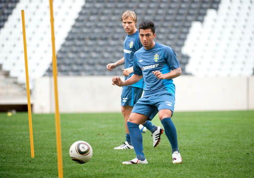 Jiloan Hamad Träning på Mbombela Stadium i Nelspruit
