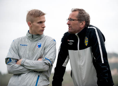 Erik Hamrén, förbundskapten Sverige och Oscar Wendt, FC
