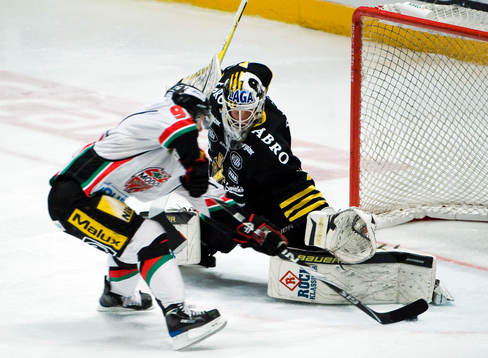 Byron Ritchie, Modo och Viktor Fast, målvakt, AIK