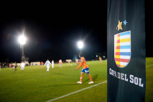 Copa del Sol, Flagga, IEC