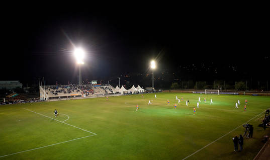 La manga sports club, IEC
