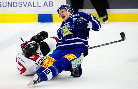 Marcus Högström, Sundsvall vrider benet