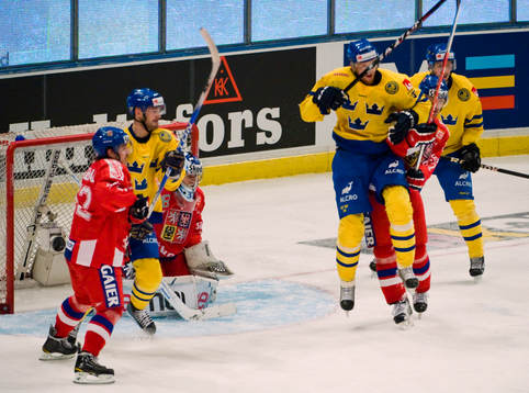 Niklas Persson och Daniel Fernholm, Sverige