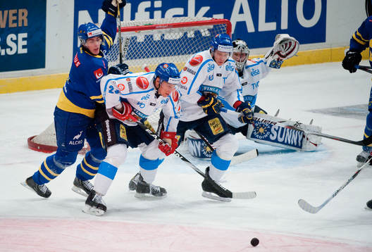Riku Hahl, Finland håller undan Sebastian Erixon, Sverige