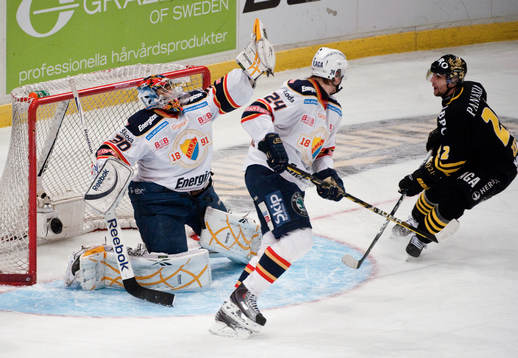 Mark Owuya, målvakt Djurgården