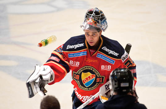 Mark Owuya, målvakt Djurgården