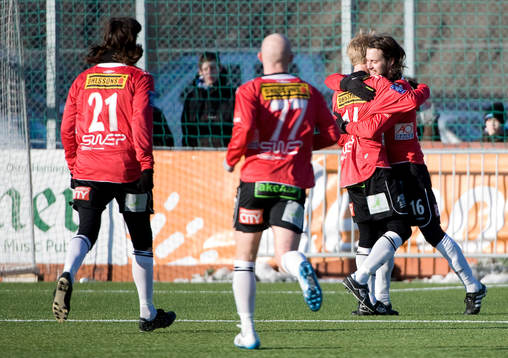 Thomas Raud gör 0-1 till Landskrona, jubel