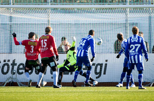 Landskrona gör 0-2 bakom Erik Dahlin, målvakt Göteborg