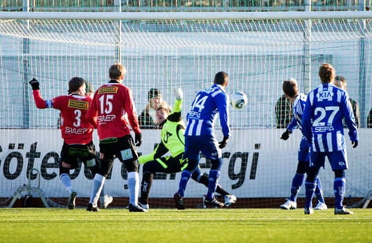Landskrona gör 0-2 bakom Erik Dahlin, målvakt Göteborg