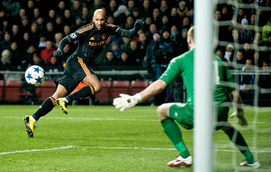 Nicolas Anelka, Chelsea mot Johan Wiland, målvakt,