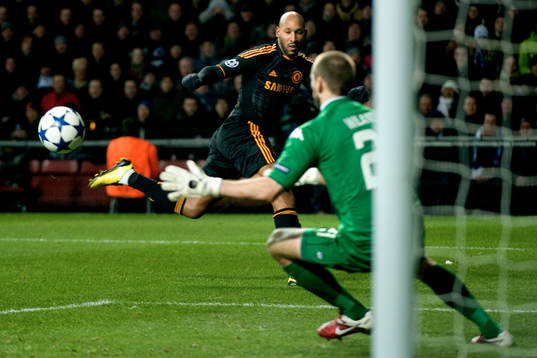 Nicolas Anelka, Chelsea mot Johan Wiland, målvakt,