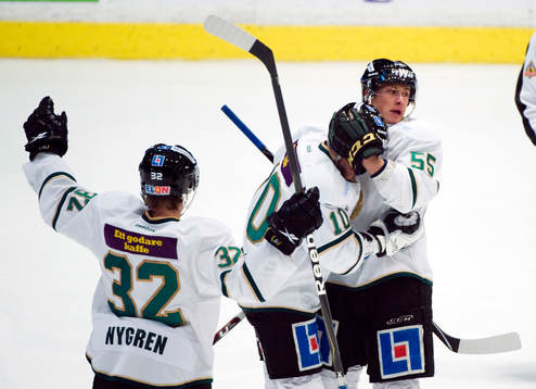 Bläddra bland fler bilder av Ishockey, Elitserien, AIK - Färjestad:
