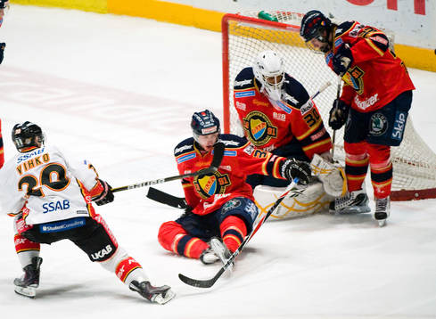 Daniel Brodin, Mark Owuya, målvakt och Mika Zibanejad,