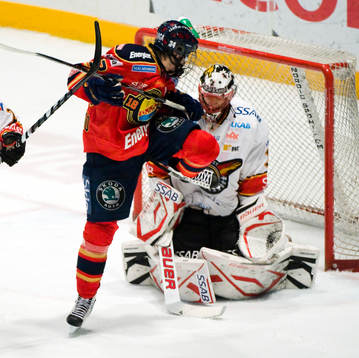 Mika Zibanejad, Djurgården och Anders Nilsson, målvakt,