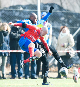 Christoffer Andersson, Helsingborg och Joe Sise, Halmstad