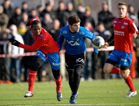 May Mahlangu, Helsingborg och Javi H, Halmstad